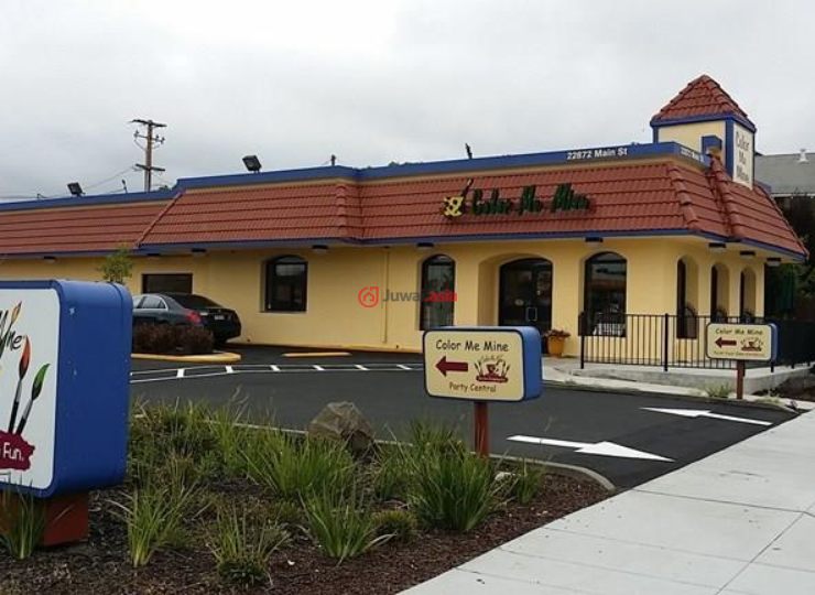 美国加州海沃德总占地1786平方米的商业地产