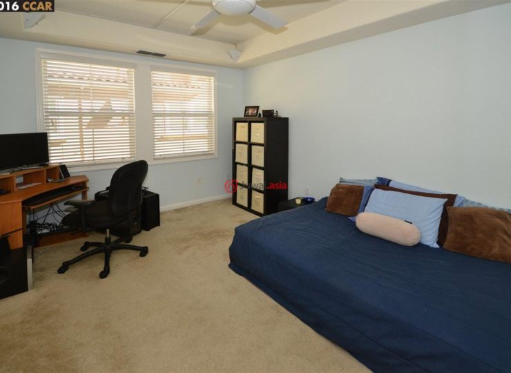 美国加州都柏林2卧2卫的房产USD 585,000_美