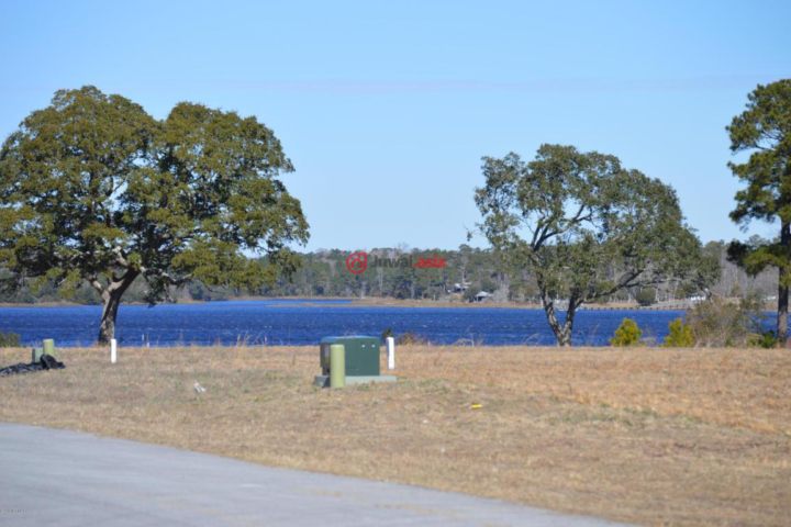 美国北卡罗莱纳州cedar point3卧2卫的房产