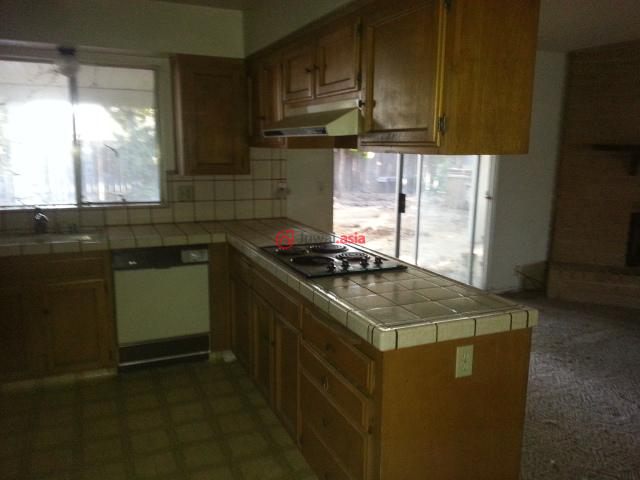 美国加州克洛维斯3卧2卫的房产