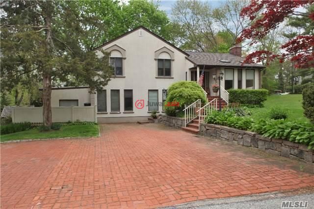 美国纽约州史密斯敦3卧3卫的房产