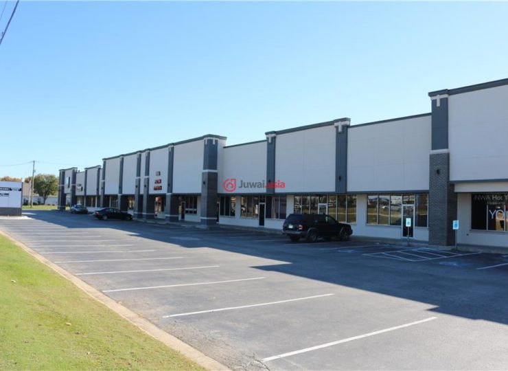 美国阿肯色州本顿维总占地6151平方米的商业地产